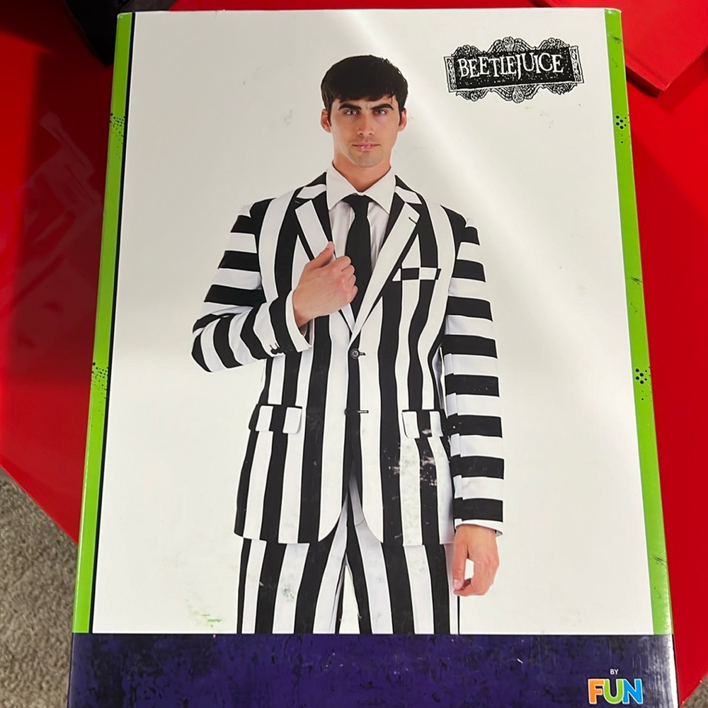 Beetlejuice Halloween costume